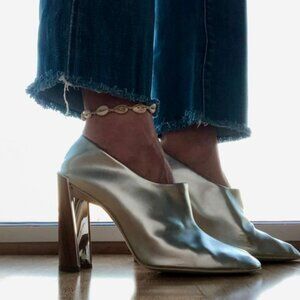 Yasmin Mules